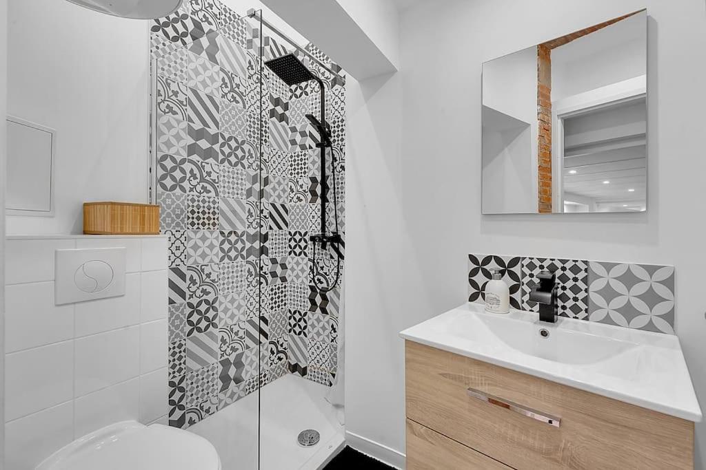 Loft Toulousain Atypique Renove A Neuf Tolosa Esterno foto